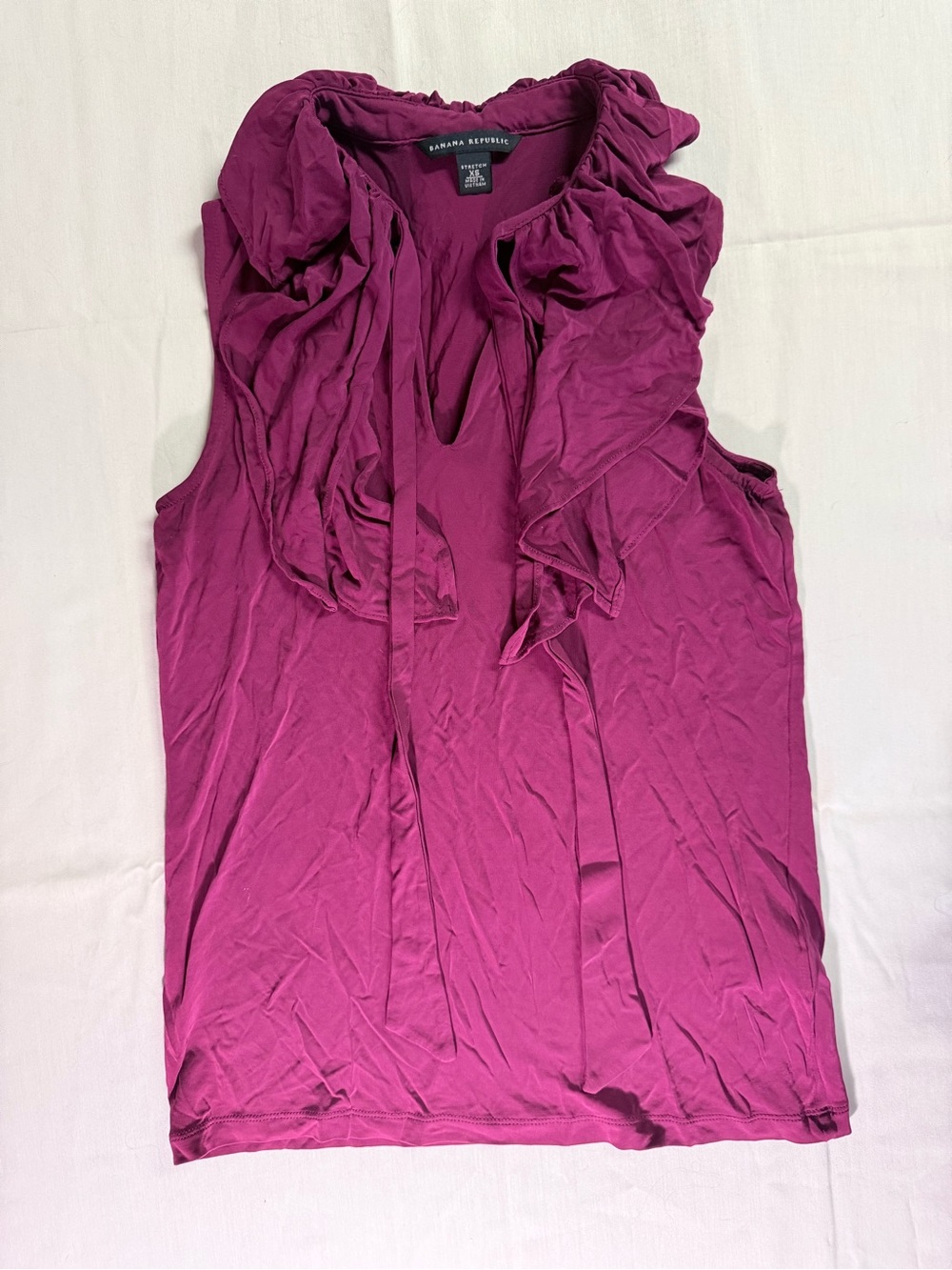 Banana Republic Ruffled Sleeveless Camisole - Magenta